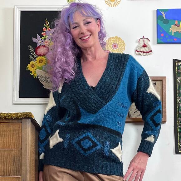 Vintage Deep V Neck Teal Sweater, 1980s Graphic Pop Art Cozy Pullover, Sz S-M - Picture 11 of 11